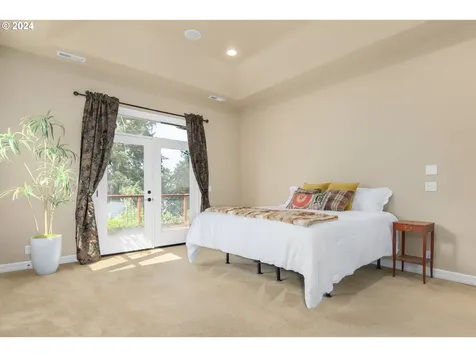 6164 Fernhill Loop Springfield OR 97478
