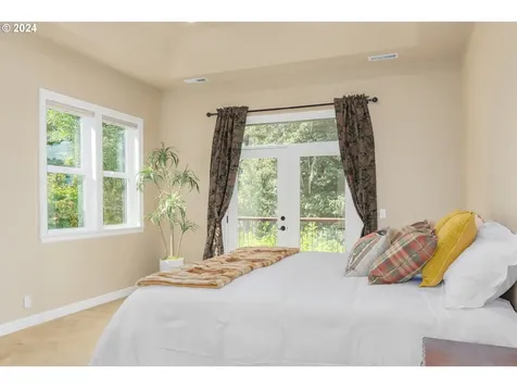 6164 Fernhill Loop Springfield OR 97478