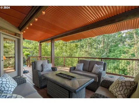 6164 Fernhill Loop Springfield OR 97478