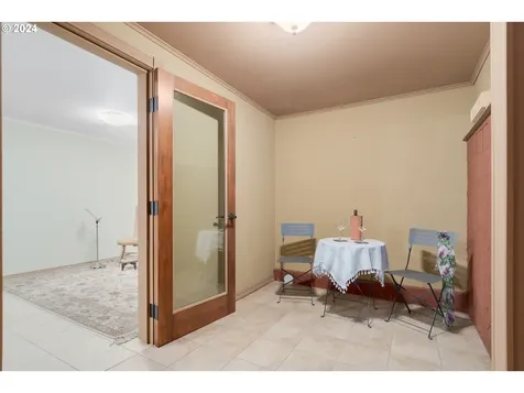 6164 Fernhill Loop Springfield OR 97478