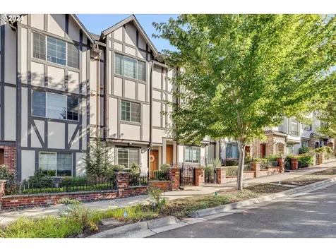 28510 SW Dundee Lane Wilsonville OR 97070