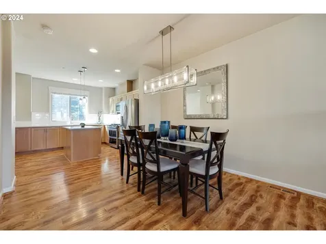 28510 SW Dundee Lane Wilsonville OR 97070
