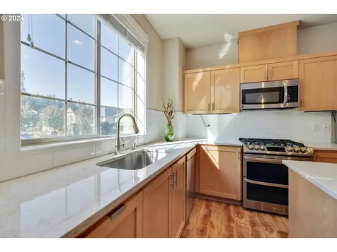 28510 SW Dundee Lane Wilsonville OR 97070