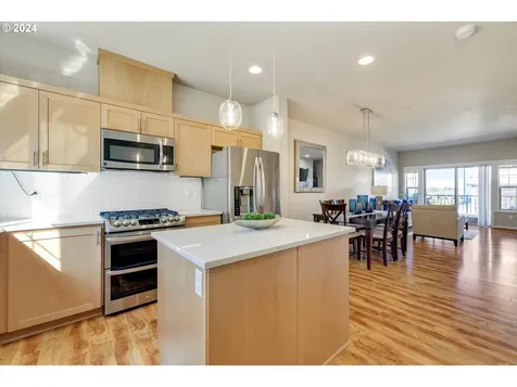 28510 SW Dundee Lane Wilsonville OR 97070