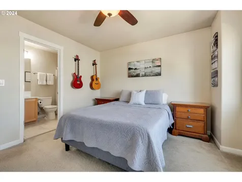 28510 SW Dundee Lane Wilsonville OR 97070