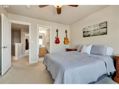 28510 SW Dundee Lane Wilsonville OR 97070