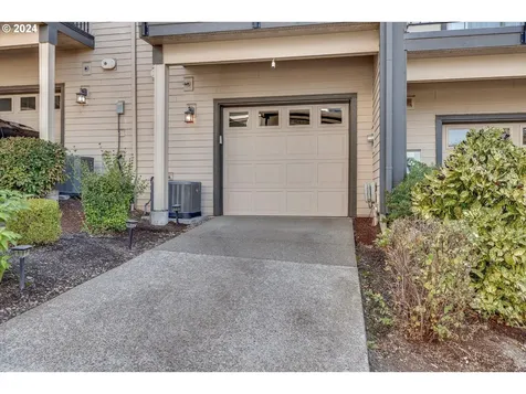 28510 SW Dundee Lane Wilsonville OR 97070