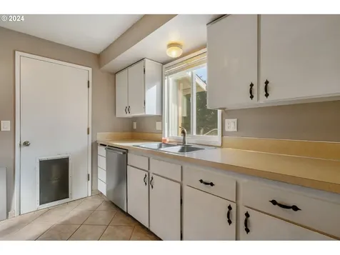 2139 SE Beaver Creek Lane Troutdale OR 97060