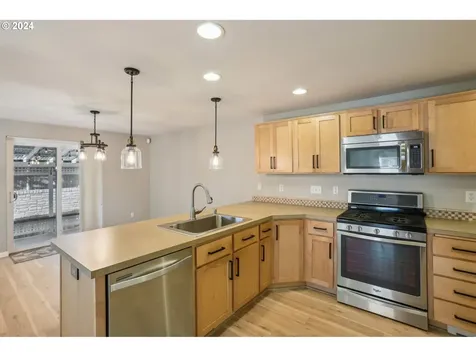 2726 NE 126th Avenue Vancouver WA 98684