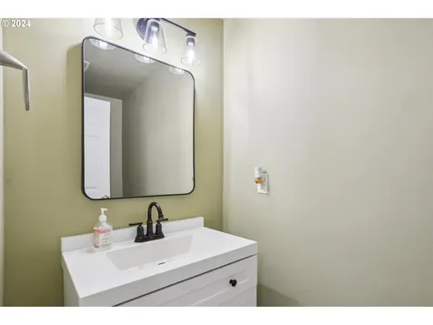 2726 NE 126th Avenue Vancouver WA 98684