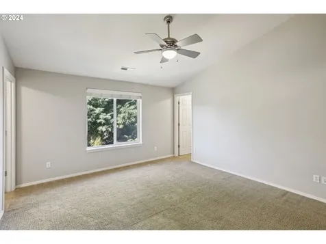 2726 NE 126th Avenue Vancouver WA 98684