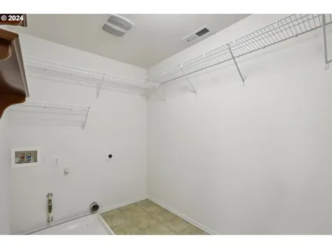 2726 NE 126th Avenue Vancouver WA 98684