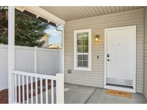 2726 NE 126th Avenue Vancouver WA 98684