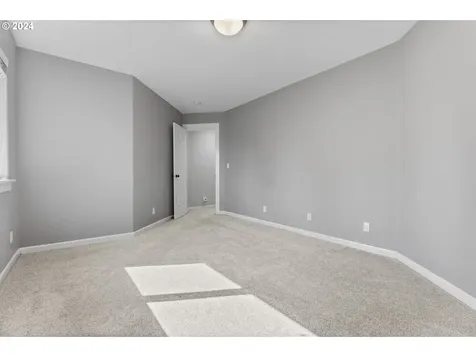 1126 32nd Place Forest Grove OR 97116
