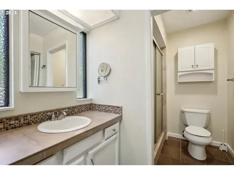 9914 SW Quail Post Road Portland OR 97219
