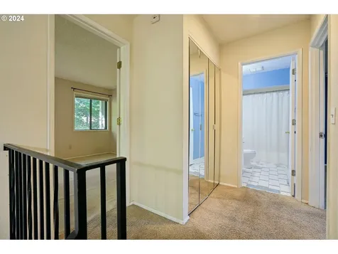 9914 SW Quail Post Road Portland OR 97219
