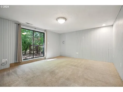 9914 SW Quail Post Road Portland OR 97219