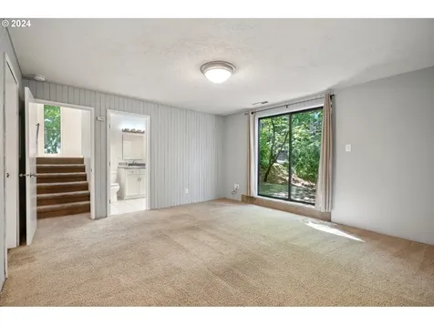9914 SW Quail Post Road Portland OR 97219
