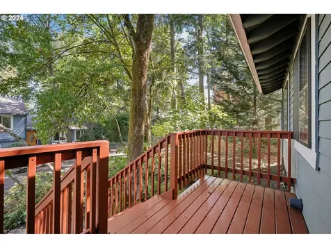 9914 SW Quail Post Road Portland OR 97219
