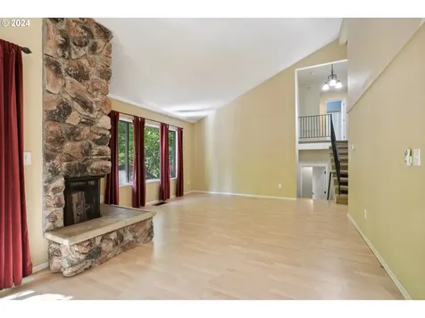 9914 SW Quail Post Road Portland OR 97219