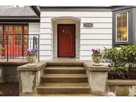 7536 Se 27th Avenue Portland OR 97202