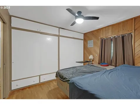 1157 NE Malheur Avenue Roseburg OR 97470