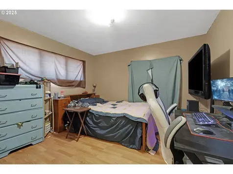 1157 NE Malheur Avenue Roseburg OR 97470