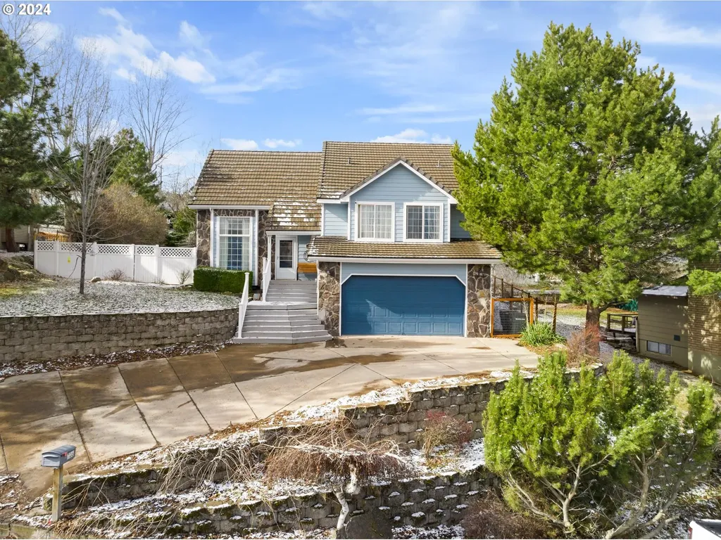 706 Aquarius Way La Grande OR 97850