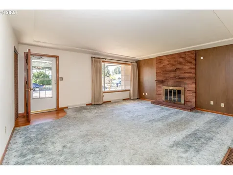 1814 NE 120th Avenue Portland OR 97220