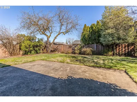 1814 NE 120th Avenue Portland OR 97220