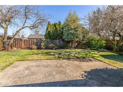 1814 NE 120th Avenue Portland OR 97220