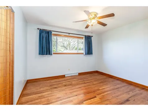 1814 NE 120th Avenue Portland OR 97220