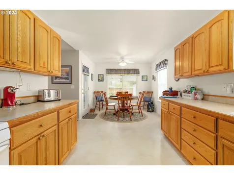 256 Cypress Street Sutherlin OR 97479