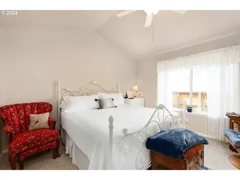 256 Cypress Street Sutherlin OR 97479