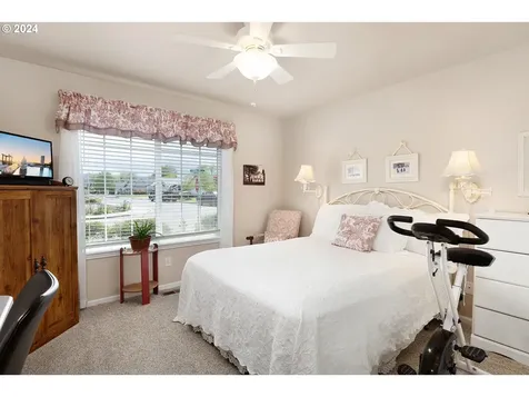 256 Cypress Street Sutherlin OR 97479