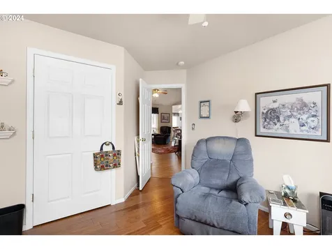 256 Cypress Street Sutherlin OR 97479