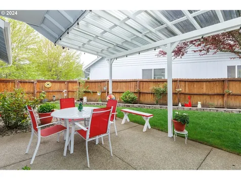 256 Cypress Street Sutherlin OR 97479