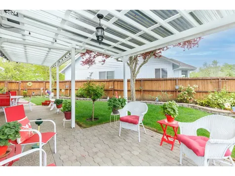 256 Cypress Street Sutherlin OR 97479
