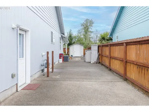 256 Cypress Street Sutherlin OR 97479