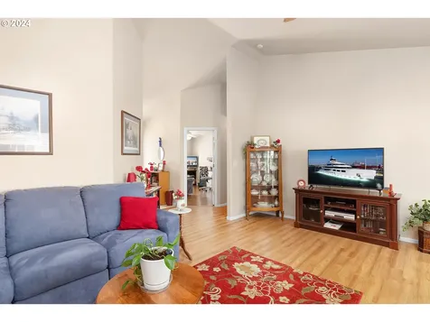 256 Cypress Street Sutherlin OR 97479