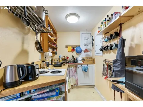 8930 SW 5th Avenue Portland OR 97219