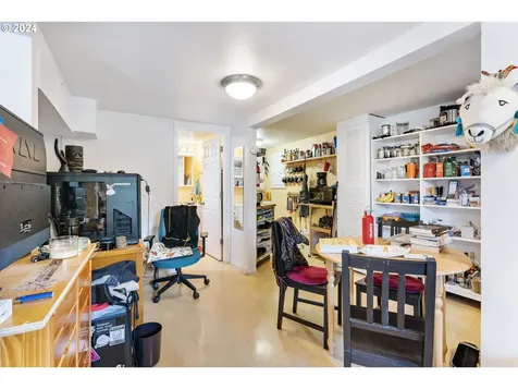 8930 SW 5th Avenue Portland OR 97219