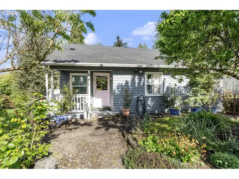 8930 SW 5th Avenue Portland OR 97219
