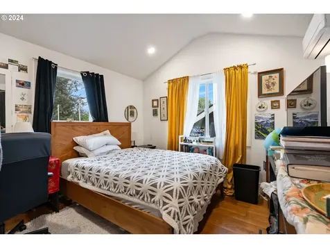 8930 SW 5th Avenue Portland OR 97219