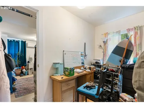 8930 SW 5th Avenue Portland OR 97219