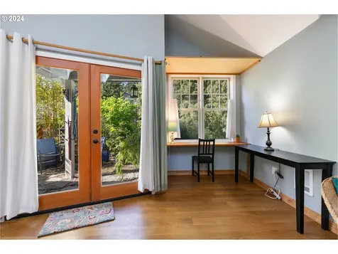 8930 SW 5th Avenue Portland OR 97219