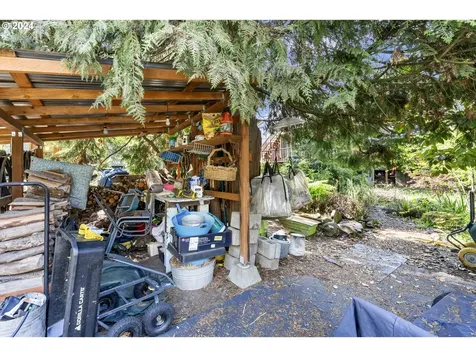 8930 SW 5th Avenue Portland OR 97219