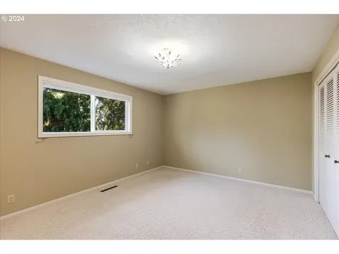 1862 Ne Lincoln Street Hillsboro OR 97124