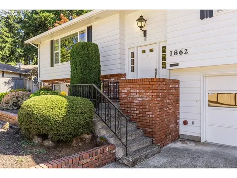 1862 Ne Lincoln Street Hillsboro OR 97124