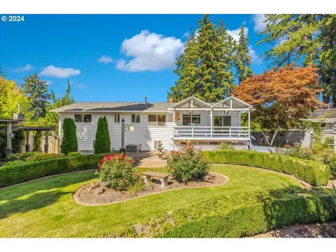 1862 Ne Lincoln Street Hillsboro OR 97124